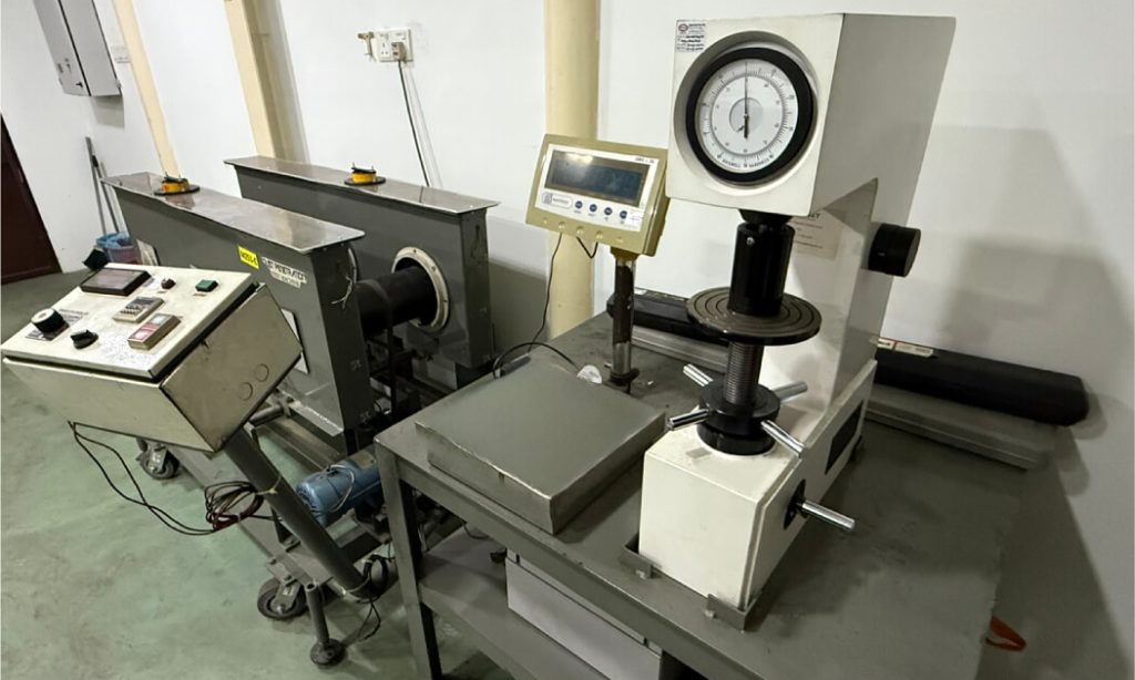 RKM test laboratory equipment